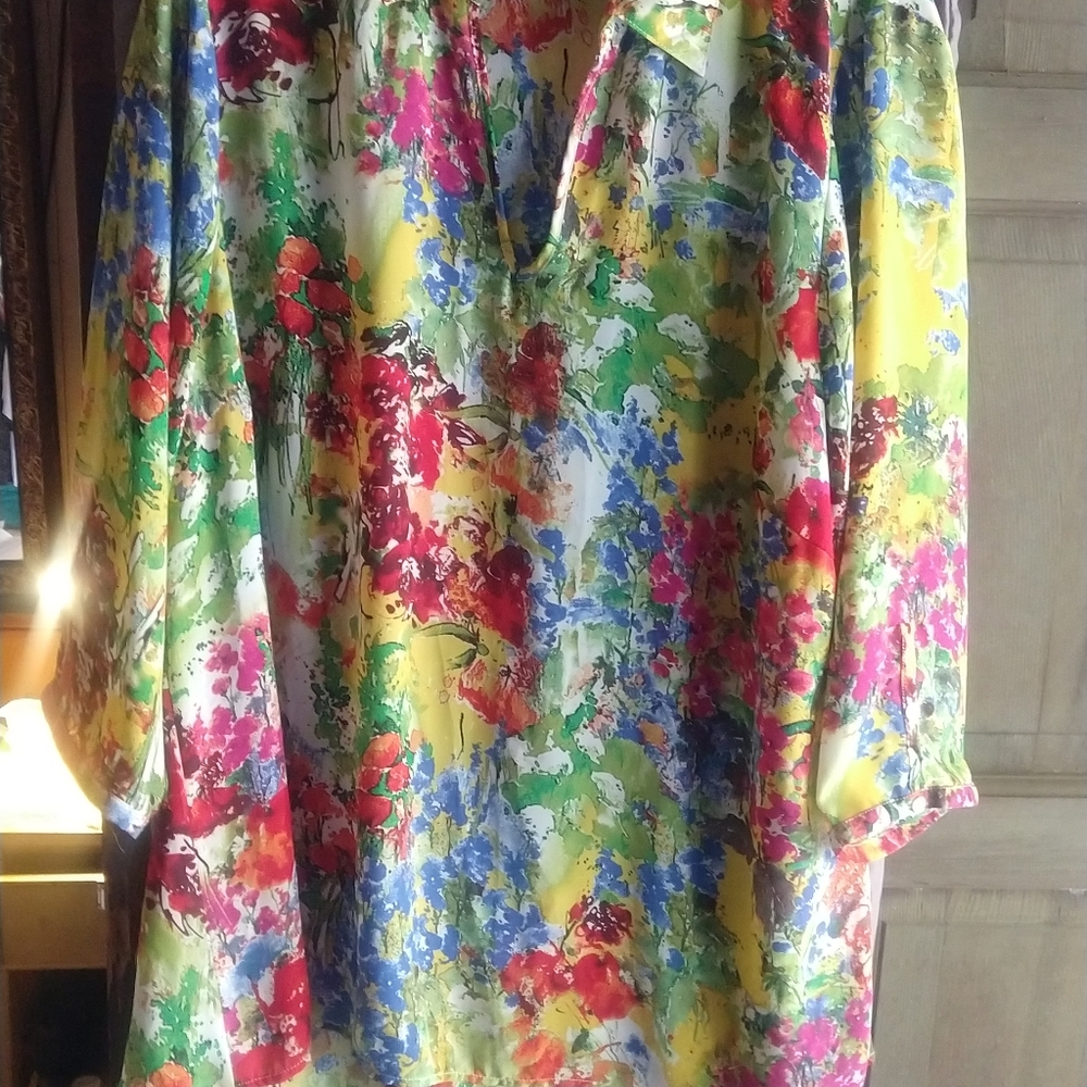 Beautiful ladies blouses,,Investments, sz. 1x